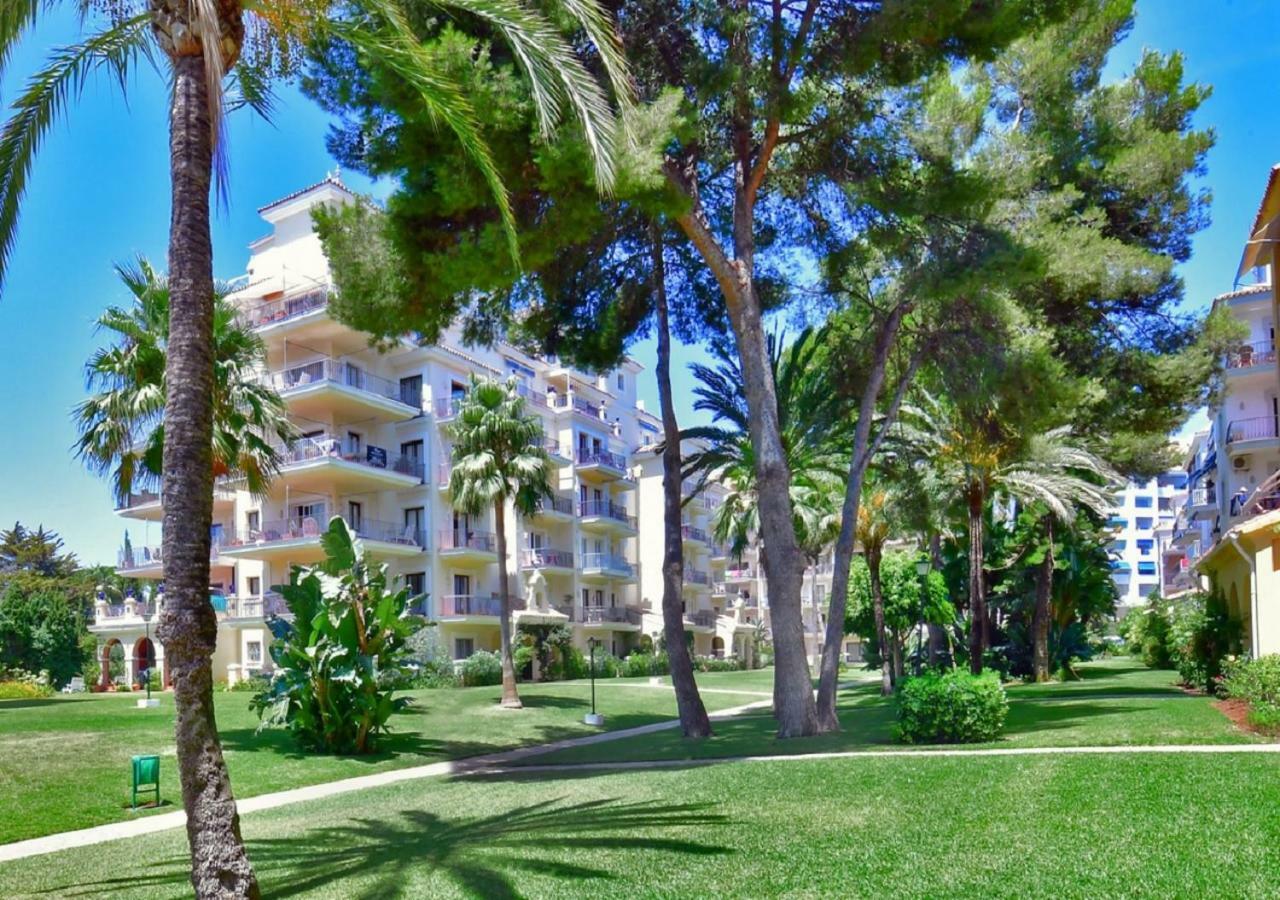 Beachfront Luxury Apartment, Puerto Banus, Marbella Exterior photo