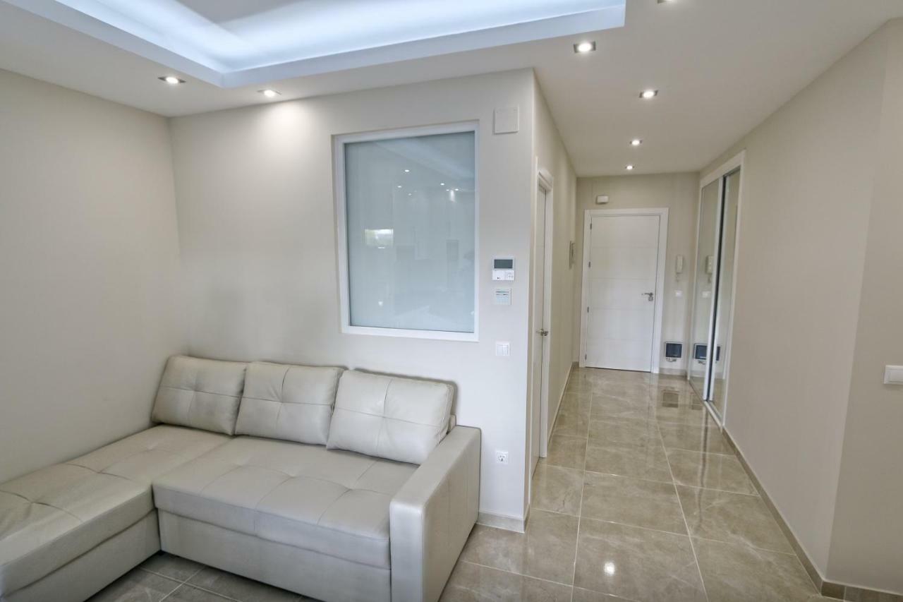 Beachfront Luxury Apartment, Puerto Banus, Marbella Exterior photo